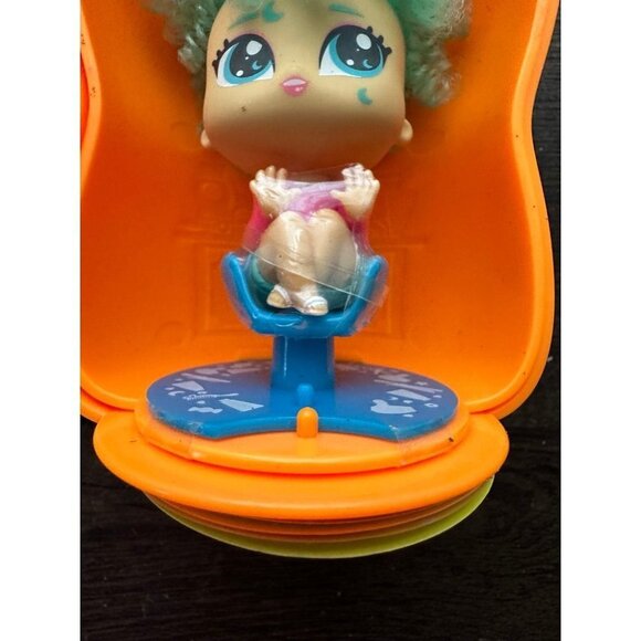 Hair Dooz Neonz Doll - Picture 3 of 8